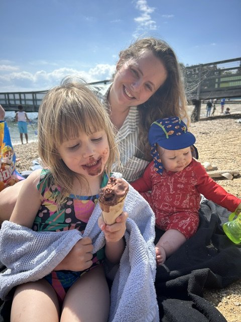 Cara, Eliza and Mummy on the beach