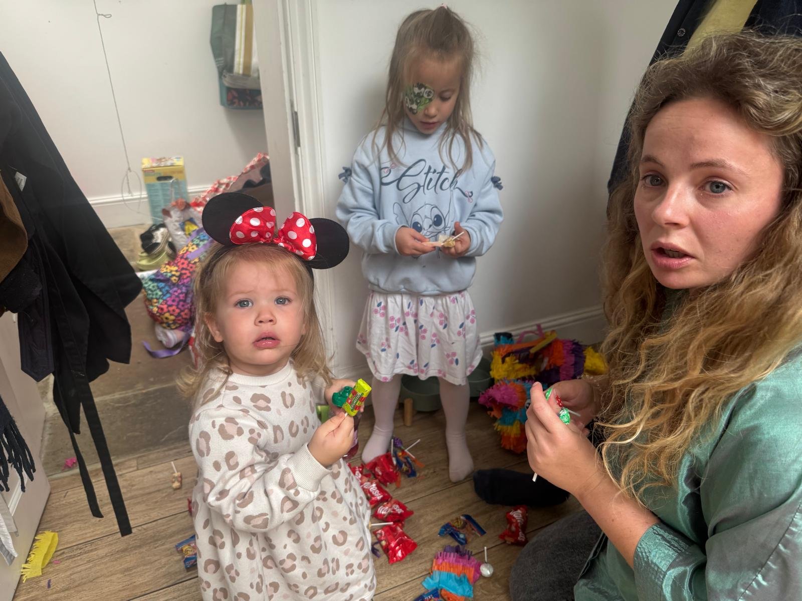Cara, Eliza and Mummy with pinata sweets